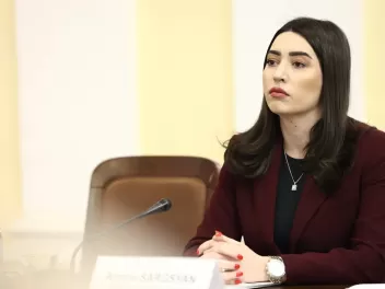 Արփինե Սարգսյանը սպառնացել ենթականերին․ «Հրապ...