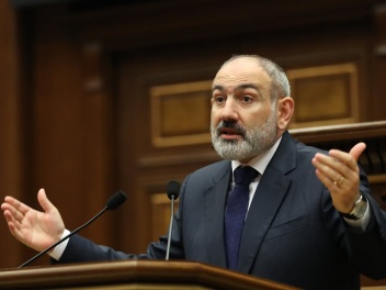 Ինչո՞ւ ենք բառերի շուրջ վիճում, եկեք գնանք իր...
