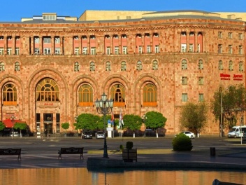 Երևանում «Մարիոթ» հյուրանոցի խոհարարը վնասված...