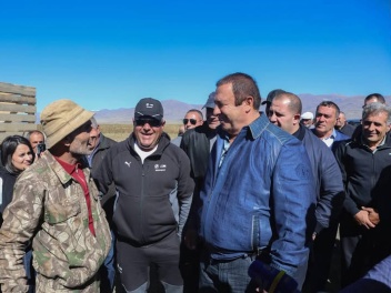 Բոլոր խնդիրներն ունեն լուծում. դժվար, թե հեշտ...