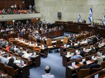 Парламент Израиля первоначально одобрил аннек...