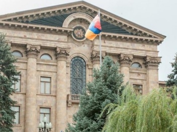 ԱԺ պետաիրավական հանձնաժողովը մերժեց «Պատիվ ու...