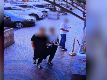 Վաղարշապատում տուն գնելու պատրվակով այցելած ա...