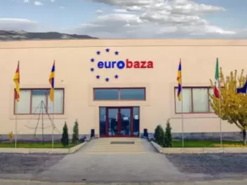 Կոտրել են «Եվրոբազայի» պատուհանը, ապա չհրկիզվ...