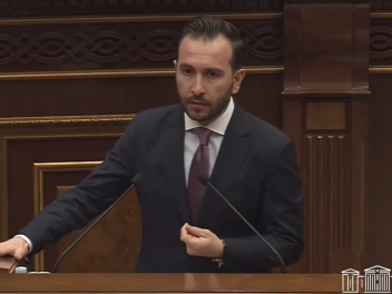 Դուք պատերազմ եք հայտարարել խաղաղությանը, եկեք քննարկմանը. Կոնջորյան