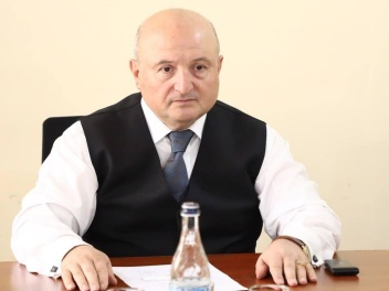 Վարդան Ղուկասյանի և մյուս պաշտոնատար անձանց պ...
