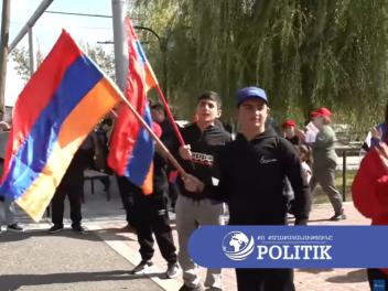 Քաղաքացիները աղ ու հացով են դիմավոր համայնքապ...