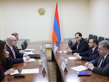 Հայրապետյանն ընդգծել է AWS-ի հետ համագործակցո...