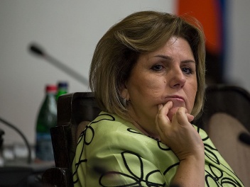 Դատարանը նախկին նախարար Հասմիկ Պողոսյանից կբռնագանձի 25 մլն դրամ