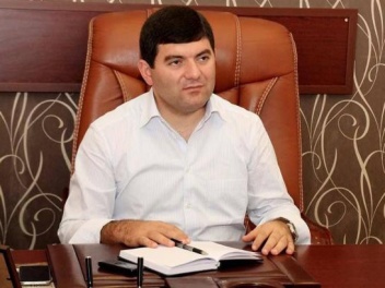 Դավիթ Համբարձումյանը հանդիպել է Աղազարյանին....