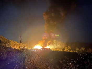 Ստեփանակերտի մոտ գտնվող վառելիքի պահեստի մոտ...