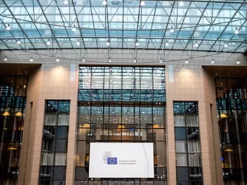 Euractiv: ЕС вложит €1,1 млрд в реконструкцию...