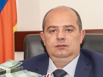 71 հազար դոլար վարկ՝ ՔՊ-ական Հայկ Ղալումյանին...