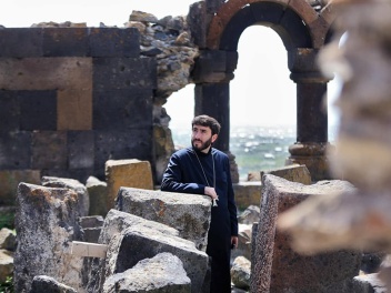 Տեր Արամին կարգալույծ անելու հարցը կարգապահական հանձնախումբում քննության ընթացքի մեջ է. Տեր Եսայի