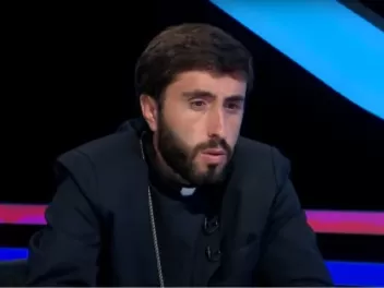 Տեր Արամ քահանա Ասատրյանը հարցաքննվել է. ՔԿ