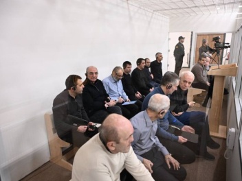 Բաքվում ընթացող կեղծ դատավարության ժամանակ ու...