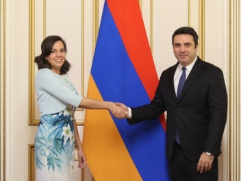 Անդրադարձ է կատարվել նաեւ տարածաշրջանային զար...