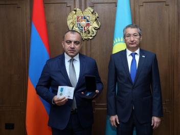 ՀՀ Սահմանադրական դատարանի նախագահն ընդունել է...