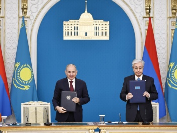 Փաշինյանը և Տոկաևը համատեղ հայտարարություն են...