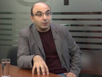 Իհարկե, այս ամոթալի «յոլա գնալու» փուլն անվեր...