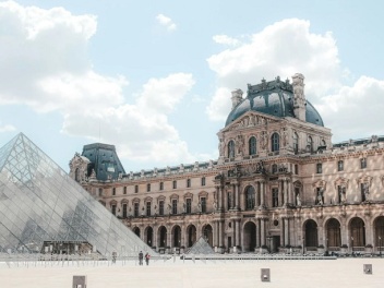 Լուվրը 45%-ով կբարձրացնի տոմսերի գինը ոչ ԵՄ ա...