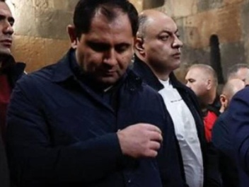 Պապիկյանը միայն կարգալույծի պատարագին է մասնա...