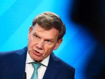 Գերմանիայի ԱԳ նախարարը Ուիթքոֆի և Ֆիդանի հետ...