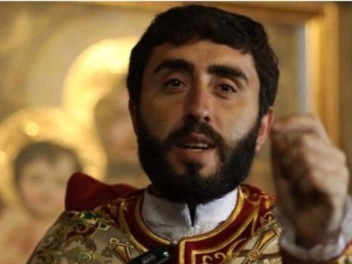 Ստեփան Ասատրյանը Հովհաննավանքում կրկին «պատար...