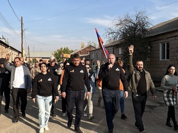 Արագած. Միացի՜ր, որ փոխենք։ Մայր Հայաստան N 4