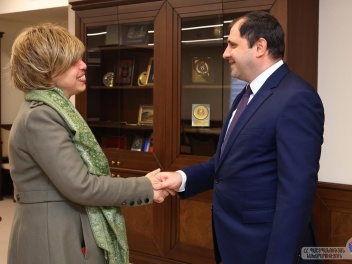 Քննարկվել են պաշտպանության բնագավառում համագո...