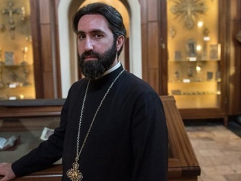 Սպասեք՝ ամեն ինչ կիմանաք. Հայր Ասողիկ