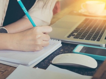 Հայաստանում ընկերության, ամուսնության և երեխա...