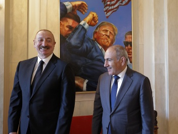 Փաշինյանը կրկին հայտարարում է իր առաջադրման մ...