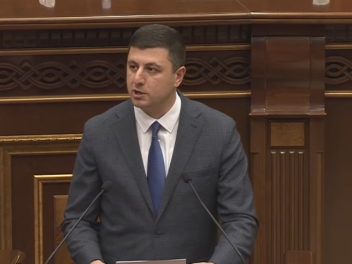 Հայաստանի իշխանությունն իրականում շարժվում է...