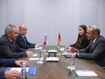 Արմեն Գրիգորյանն ու Սերգեյ Շոյգուն քննարկել ե...