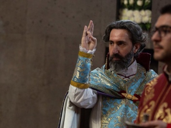 Ա՛յս է հոգևորականի ճշմարտությունը, կոչումն ու...