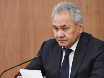 Шойгу прибыл в Египет для проведения перегово...