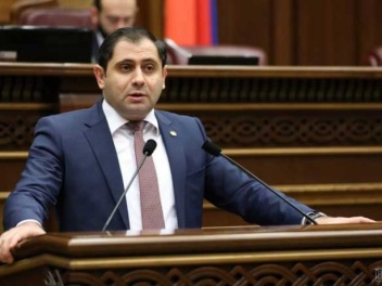 Պապիկյանը պարզաբանել է, թե ինչու են պաշտպանու...