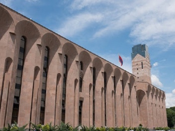 Ովքե՞ր կկառուցեն Երևանի նոր կանգառները․ քաղաք...