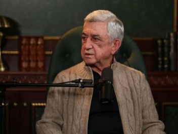 Ցրում էր կասկածները ռուսներից ու մեղադրում «հզոր» ուժերին․ «Հրապարակ»