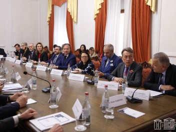 Խորհրդարանում հյուրընկալվել են ՀՀ-ում հավատար...