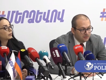 Ձեռքերս պարզած մտել եմ ոստիկանների եւ քաղաքաց...