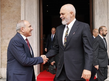 Փաշինյանը շնորհավորական ուղերձ է հղել Ալբանիա...