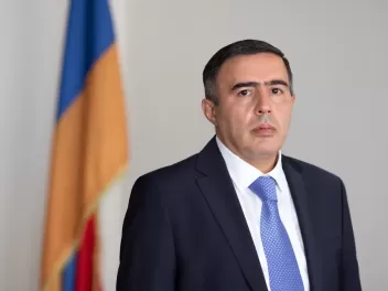 Փաշինյանը բանակցային առաջարկի փոխարեն սղցնում...