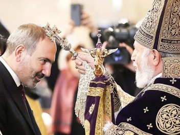 Փաշինյանն ընդդեմ Եկեղեցու. ճգնաժամի դեմ պայքա...