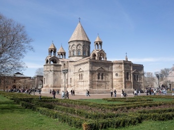 Մայր Աթոռը զգաստության կոչ է ուղղում վտանգաշա...