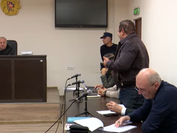 Պետությունը ուրիշ զբաղմունք չունի՞, մի թղթի հ...