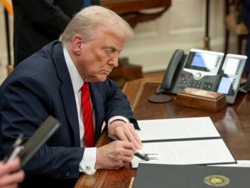 Թրամփը ֆենտանիլը հայտարարել է զանգվածային ոչն...