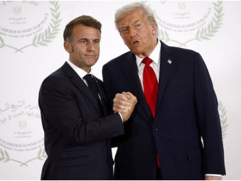 Թրամփը սպառնացել է Մակրոնին