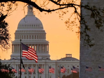 Конгресс США отклонил резолюцию о прекращении...